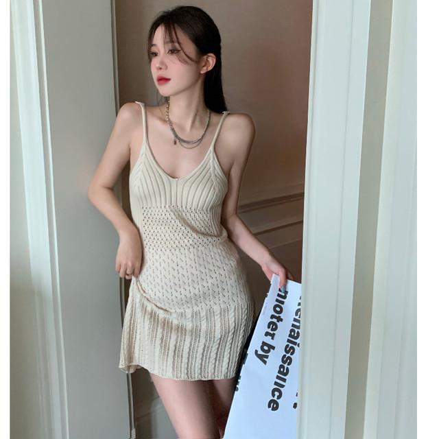Sexy one-shoulder strapless dress for women's spring black short skirt short skirt small casual dress

