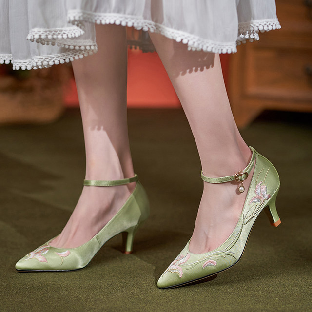 New spring pointed toe mid-heel cheongsam shoes thin heel green retro style embroidered shoes women's national style women's shoes literary style