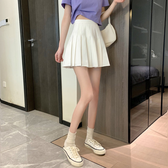 Gray pleated skirt for women in autumn and winter new large-size skirt fat mm design sense college style short skirt skirt
