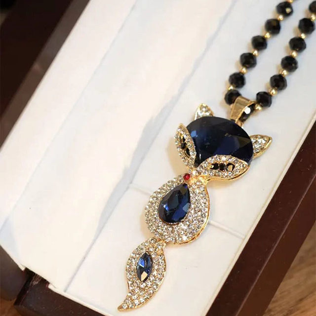 Autumn and winter new temperament versatile fox necklace women's exquisite fashion sweater chain long clothes accessories decorative pendant