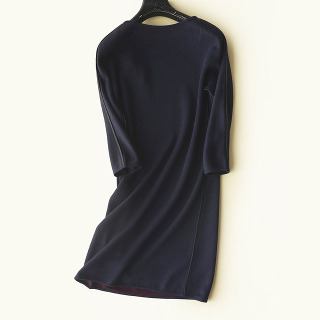 Putting on both sides of a round neck plug -in shoulder, seven -point sleeve wool knit dress, free chest flower spring autumn mid -length skirt tide