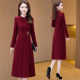 Cheongsam Dress Women Autumn and Winter 2023 New Velvet Thick Mom Wedding High-end Shemale Wedding Banquet Chinese Style Dress Red