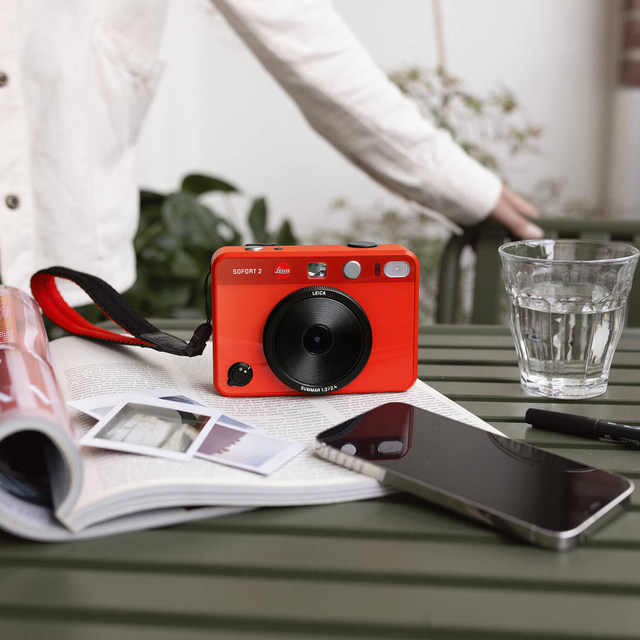 Leica/Leica SOFORT 2 Polaroid Camera Lyca One-time Imaging Dual Mode Instant Printing