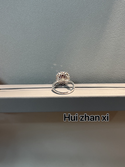 Hui zhanxi Cultivation of Ruby 4ct Main Stone Ring