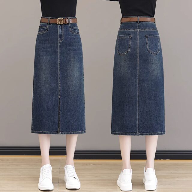 Retro blue denim skirt for women in spring and autumn 2025 new high-waisted slim A-line mid-length skirt with slit hip-pack skirt