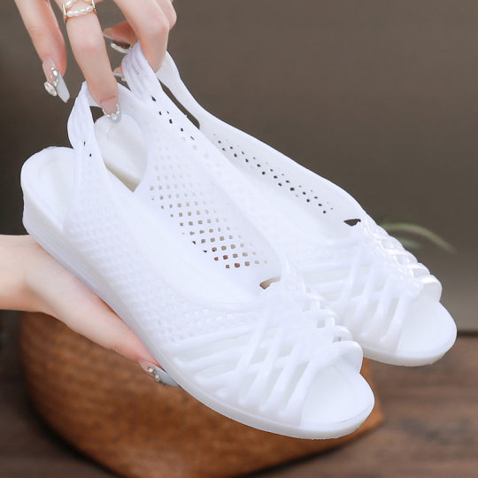 Sandals Women's Summer Casual Fashion Middle-aged and Elderly Mothers Retro Casual Plastic Shoes Flat Sole Anti-Slip Fish Mouth Shoes