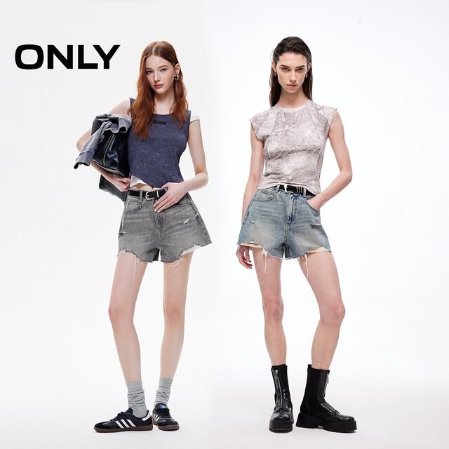 ONLY2025 summer new hot girl style irregular ripped burrs design high waist A-line shorts jeans for women