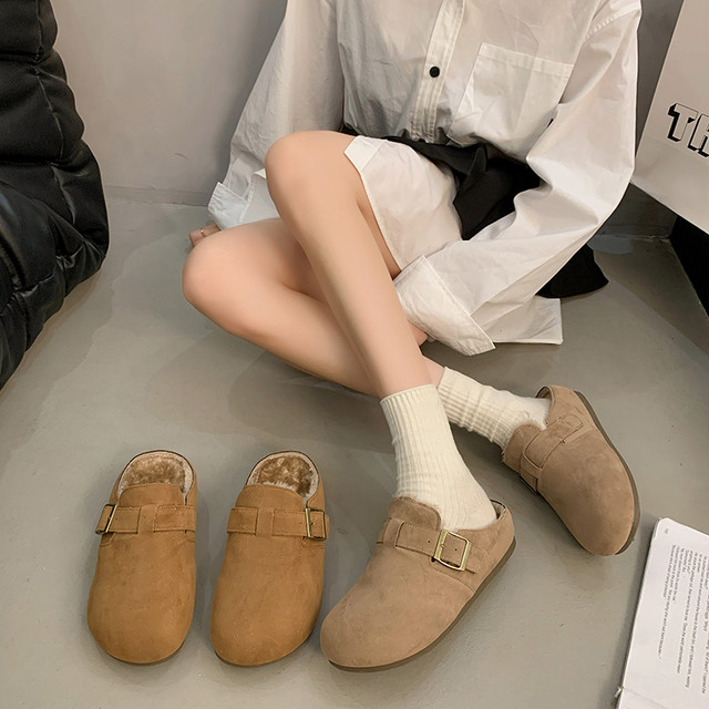 Baotou Birkenstock slippers for women, velvet outer wear, 2025 new winter warm cotton slippers, one-step pregnant women, half slippers, large size