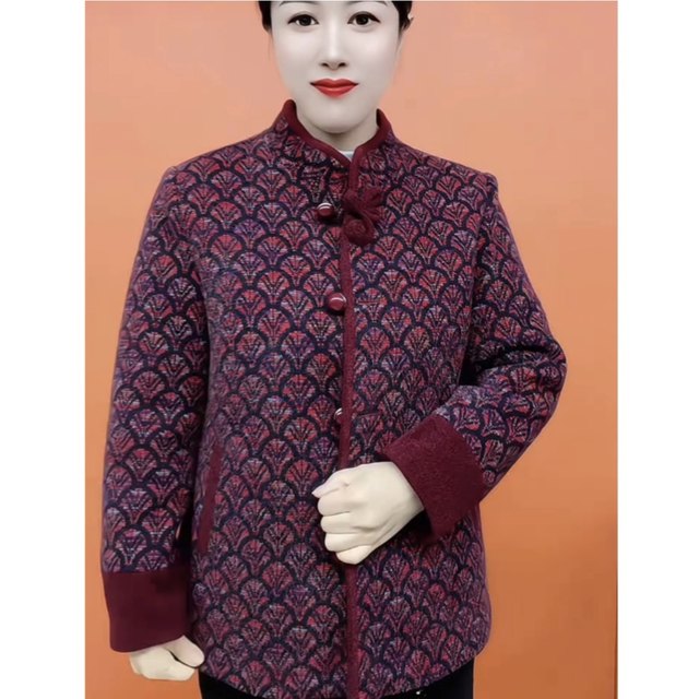 New autumn and winter women's velvet warm coat Chinese style buckle mother's top color 6070 year old grandma cotton coat