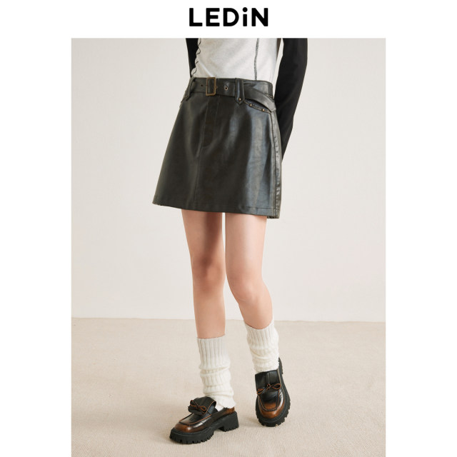 Lecho nostalgic rivet short skirt autumn new PU leather skirt retro hot girl style A-swing skirt