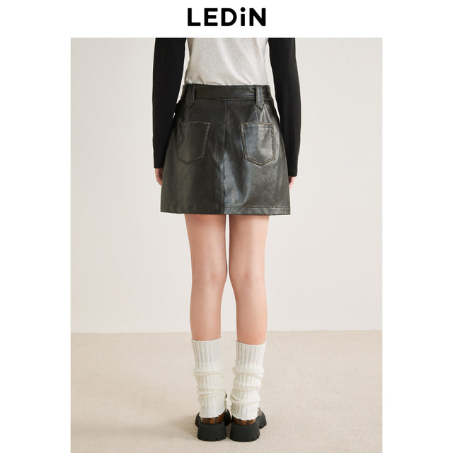 Lecho nostalgic rivet short skirt autumn new PU leather skirt retro hot girl style A-swing skirt