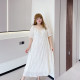Vacation sweet off-shoulder, gentle waist-slimming embroidery 260Jin [Jin equals 0.5kg] fat girl elegant embroidery covering the flesh long dress