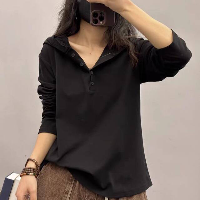 Internet celebrity European lace hooded long-sleeved T-shirt for women in 2025 spring new fashionable base shirt sun protection top