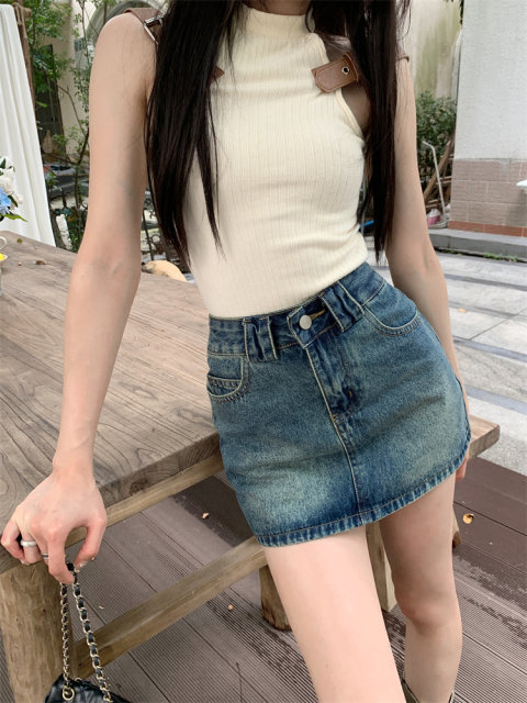 New denim short skirt for summer wear for women with anti-exposure high-waisted hot girl hip-pack skirt A-line large-size skirt trendy