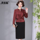 Middle-aged mother's high-end dress fake two-piece 2025 autumn outfit new style Xi's mother-in-law wedding dress usually wear
