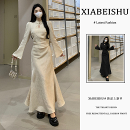 Large code female autumn and winter new Chinese style flag gown dress fatmm temperament in the small aroma French fish tail skirt