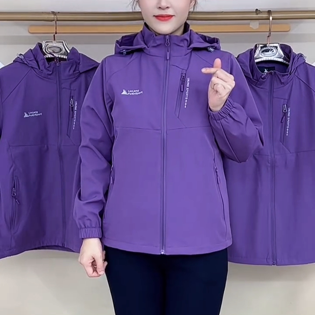 
New clean version letter logo hood zipper jacket windproof warm jacket casual commuting middle-aged and elderly women's clothing