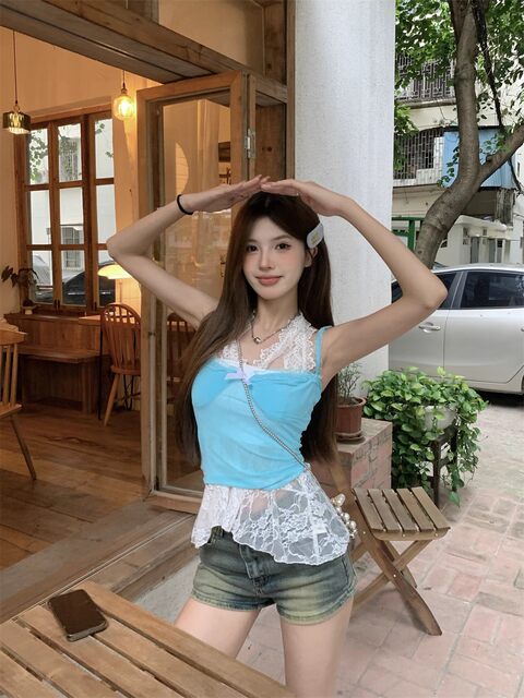 Blue suspender vest for women in summer wear beautiful sweet and spicy slim lace inner sleeveless top