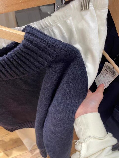 Brandygirl autumn and winter new one -word collar BM knit sweater feminine thin long -sleeved sweater short jacket tide