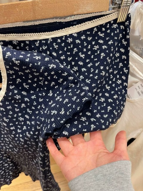 Brandygirl's new Tibetan Blue Wastef Flower BM shorts female hot girl super short pants showed legs and pants
