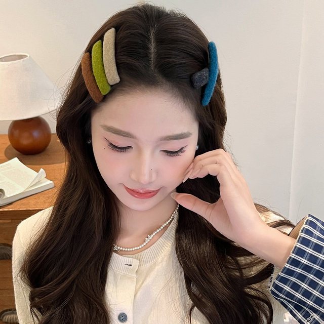 2025 New Autumn and Winter Retro Broken Hair Clip Women's Side Clip Side Bangs Clip Headwear Forehead BB Clip