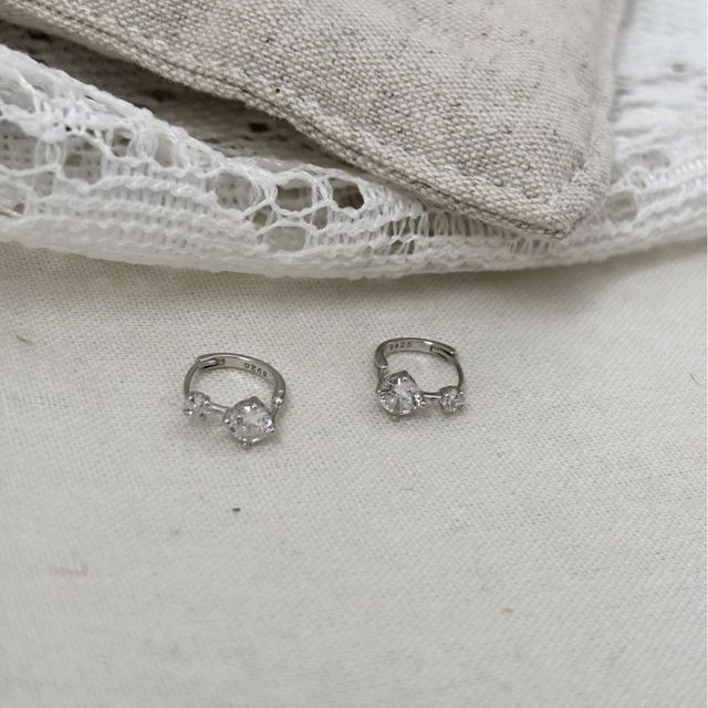 Shilijia simple temperament shiny s925 thigh fungus buckle romantic mini earrings