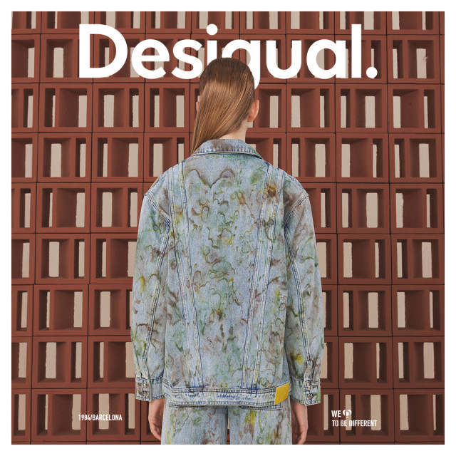 Desigual loose fit washed multi-color printed wasteland style women's denim jacket