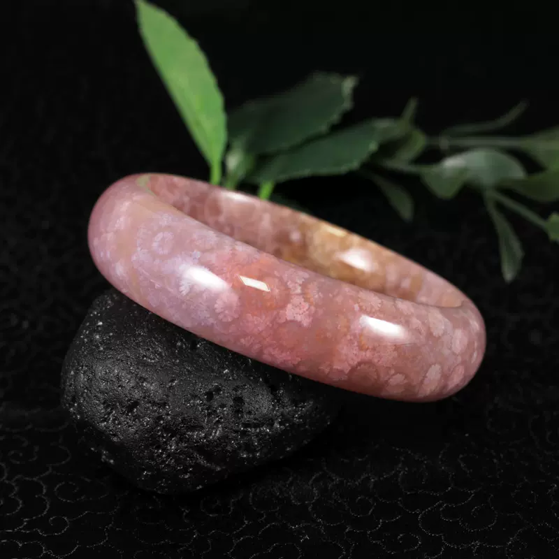 美珊天然珊瑚玉手镯老矿彩花贵妃镯冰透花圆条