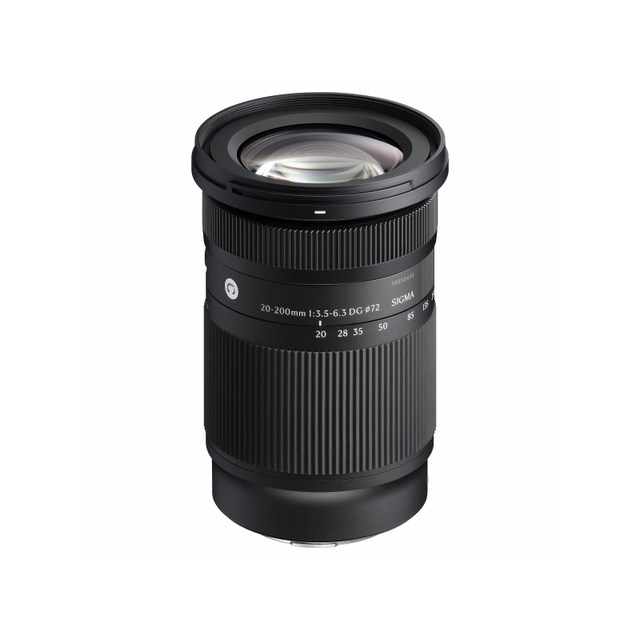 Sigma's new sigma 20-200mm F3.5-6.3 DG zoom travel lens
