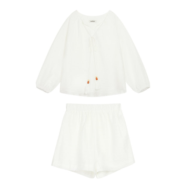 pusumede French white round neck long sleeve shirt for women loose slim twilight top wide-leg shorts set