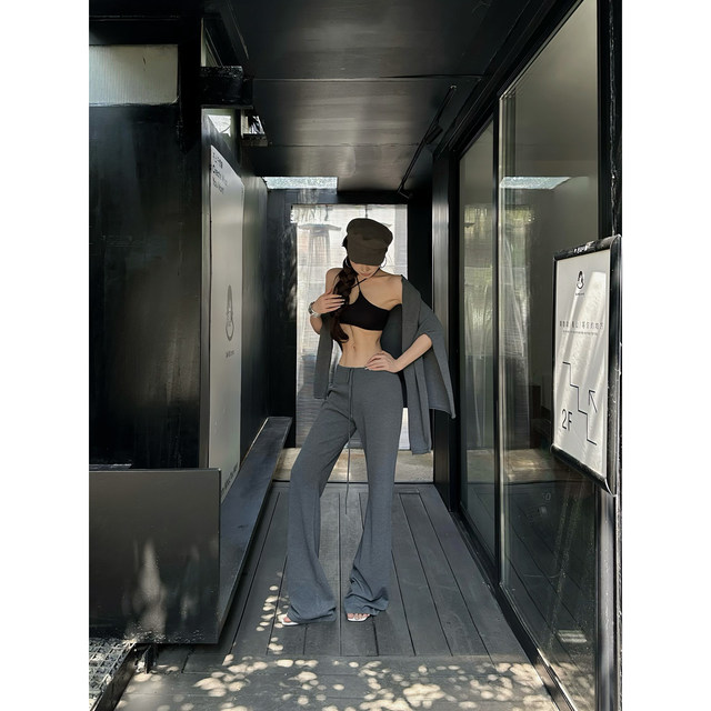 
Fornisyue hot girl halter top women's 2025 early autumn new style inner suspender top sexy tube top