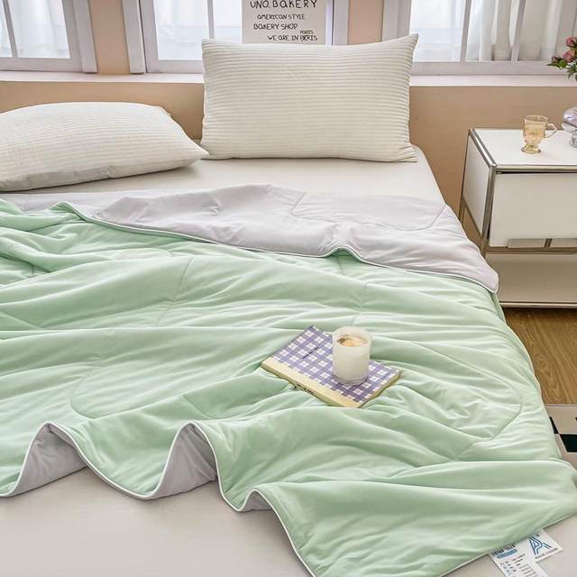 
Air-conditioning quilt summer ice silk A-grade maternal and infant grade thin single and double children's cover quilt machine washable summer cool quilt