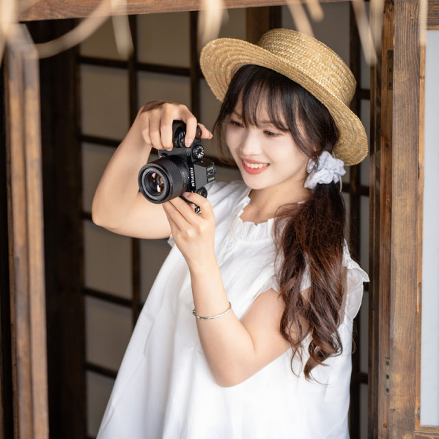 Weizhuoshi 56mm F1.7 large aperture portrait fixed-focus lens adapted to E/Z/XF bayonet micro-single camera 56f17