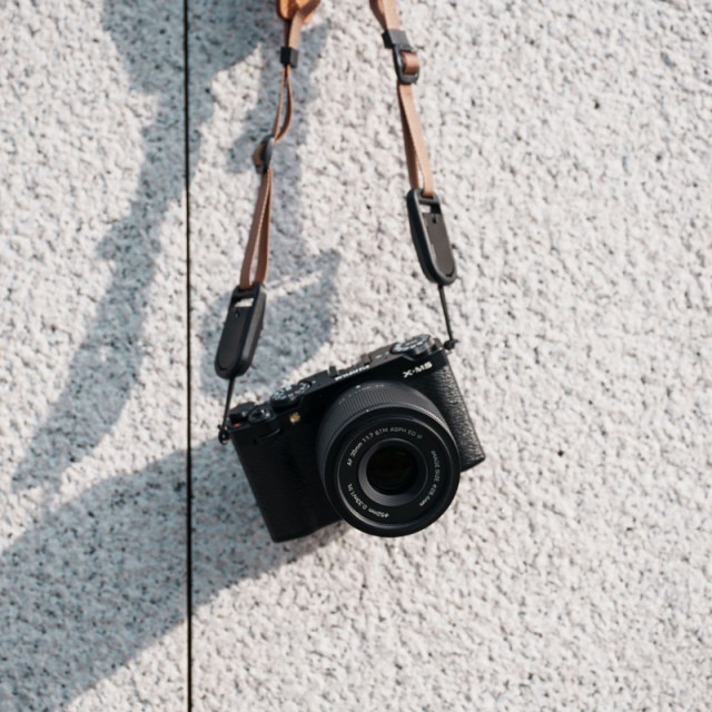 Weizhuoshi 35mm F1.7 large aperture portrait fixed-focus lens adapted to E/Z/XF bayonet micro-single camera 35f17