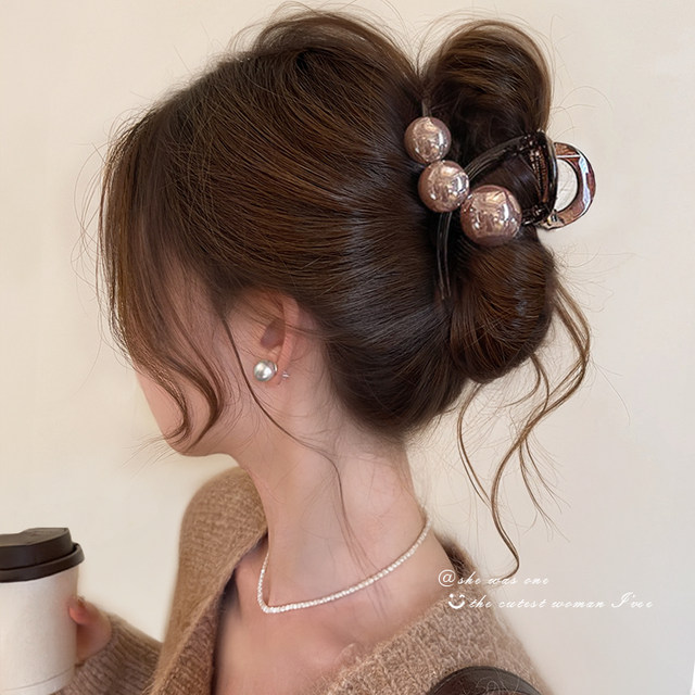 Temperament retro pearl grab clip small hair volume low high-end feeling 2025 new female shark clip hair clip back head hair accessories