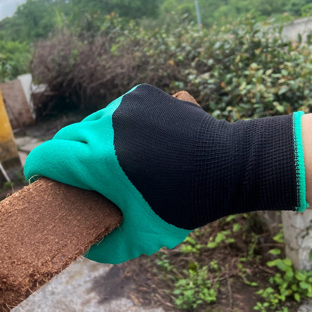Gardening gloves for puncture-proof waterproof with claws and wear-resistant scattering ground, weeding and digging soil, special garden flower and vegetable protection gloves