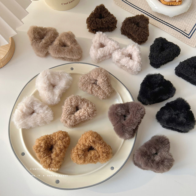 Plush cat ear hairpin for women, side clip for bangs, small grabber for broken hair, cute princess head shark clip hairpin headdress