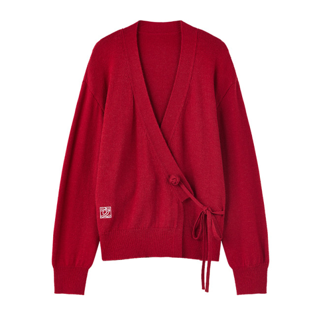 Qiushui Yiren Chinese style red sweater 2025 spring new women's sweet V-neck top fashionable knitted cardigan