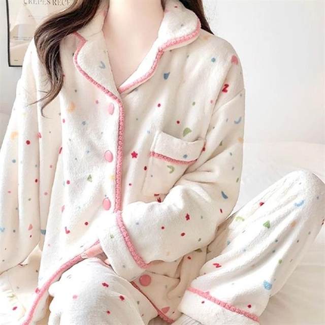 
New fall and winter flannel cute and sweet pajamas for women soft long-sleeved trousers that can be worn outside home clothes set