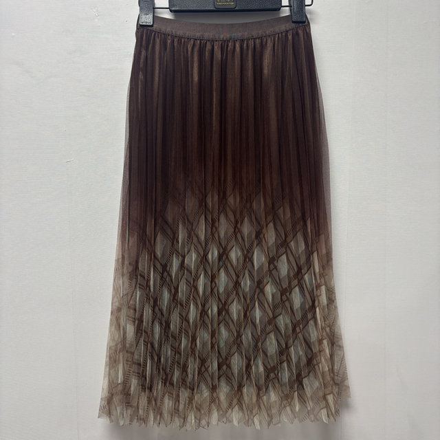 Designer sample version 2025 Spring and Autumn Shasha medium-length elastic waist pleated skirt versatile skirt E046
