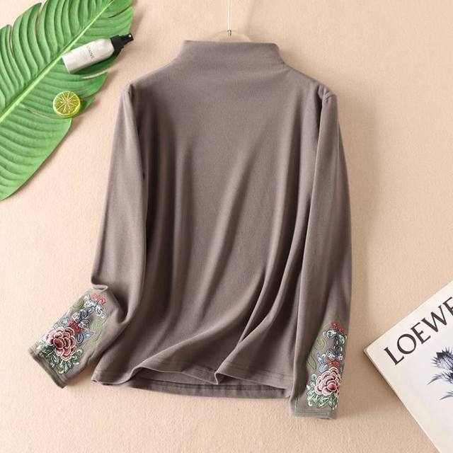 Half turtleneck double-sided German velvet bottoming shirt for women in autumn and winter new style Chinese style embroidery thickened warm top mother's wear