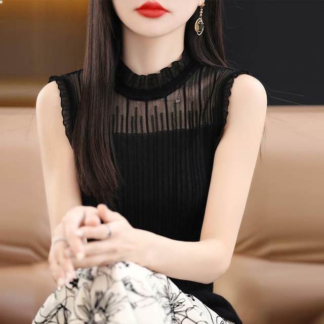 New Chinese style spring, summer and autumn suspender vest for women with black ears and lace sleeveless top hollow outfit on the outside