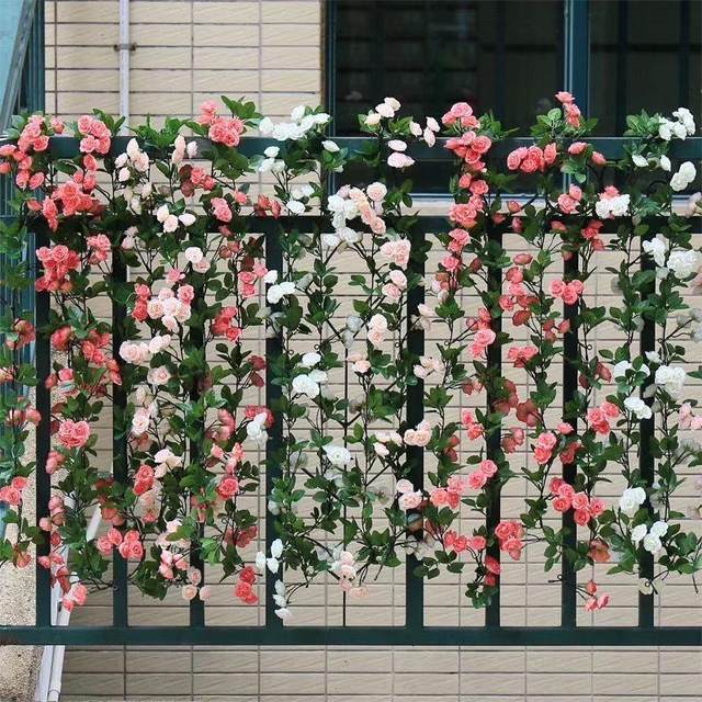 Plastic fake vine string flower ceiling wrapped with fake flower rattan simulated rose vine air conditioning pipe blocking decorative vine