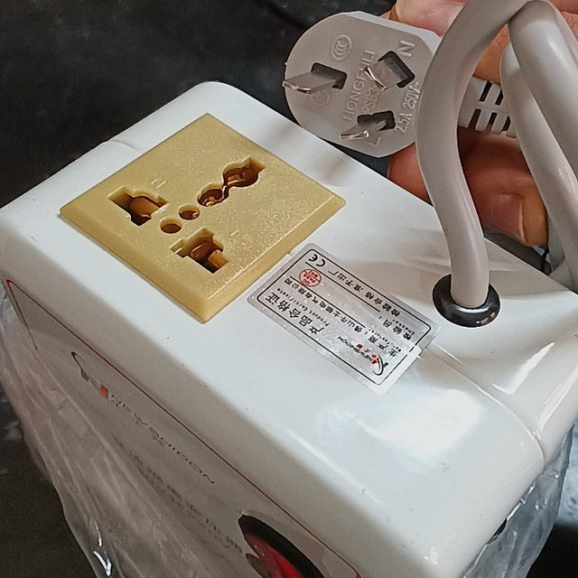 Newton pure copper ring isolation transformer 220V to 220V1 to 1 safe AC power isolation Bull filter