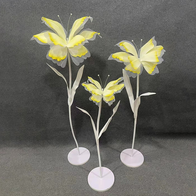 
Silk Road Yin floral wedding stage background wall decoration outdoor window display three-dimensional simulated butterfly pole flower