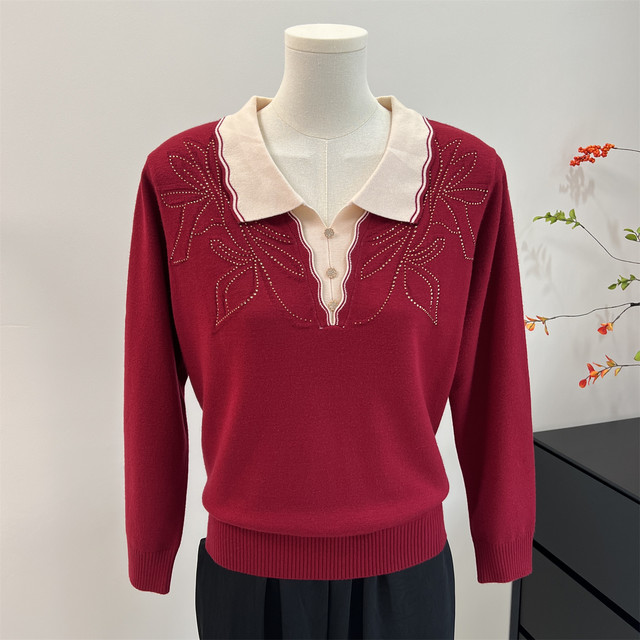 Mom's autumn knitted top 2025 new temperament lapel sweater middle-aged and elderly grandma early autumn long-sleeved bottoming shirt