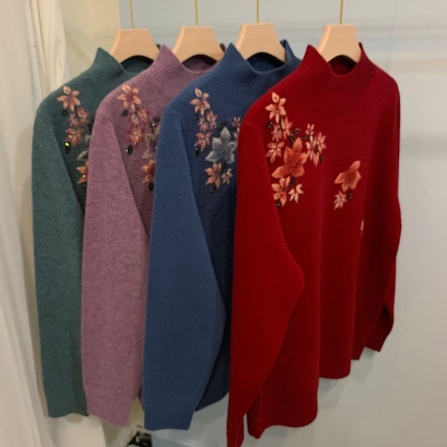 Pure woolen sweater for women in autumn and winter half turtleneck loose thickened middle-aged and elderly mother's wear thickened warm sweater bottoming shirt