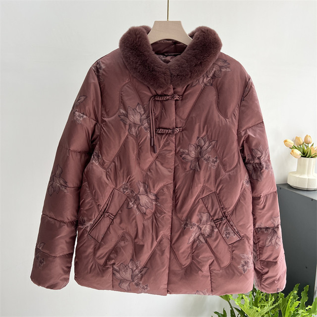 Elderly down jacket female grandma dressing winter costume 90 velvet warm top mother Tang clothes jacket elder wife clothes
