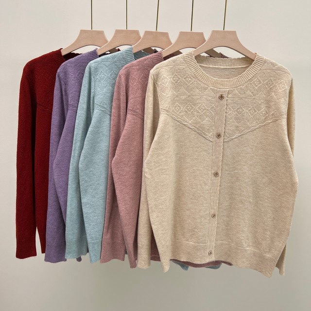 Mom's autumn clothing plus velvet thickened bottoming shirt new middle-aged and elderly women's woolen sweater autumn and winter loose knitted sweater for women