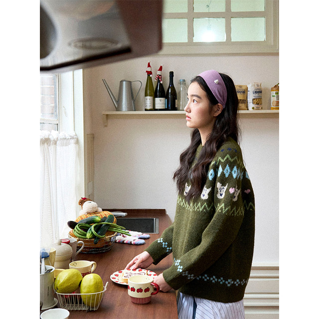 Tagi. Wide-brimmed knitted pearl retro headband for women with high skull, high-end sense, wide version fashionable hair accessories and headwear